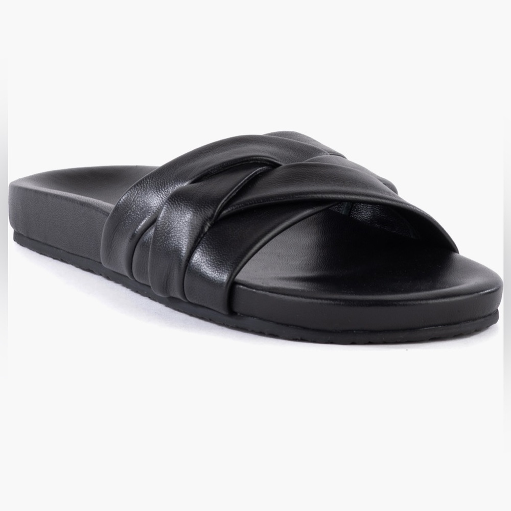 Seychelles Show Me Love Black Slide Sandals